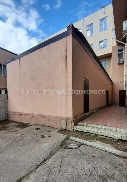 Продам приміщення на ХТЗ