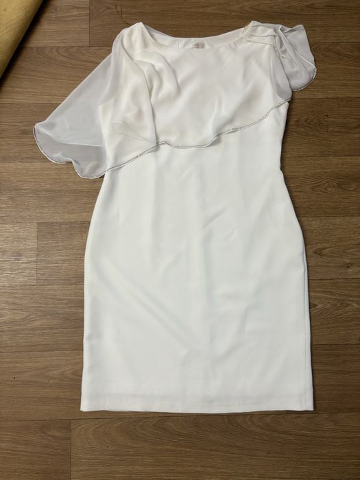 Продам весільну сукню