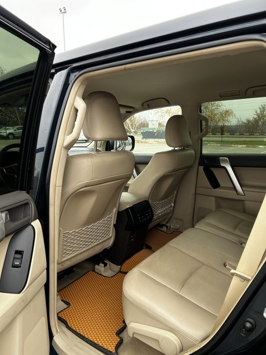 Toyota Land Cruiser Prado 2018