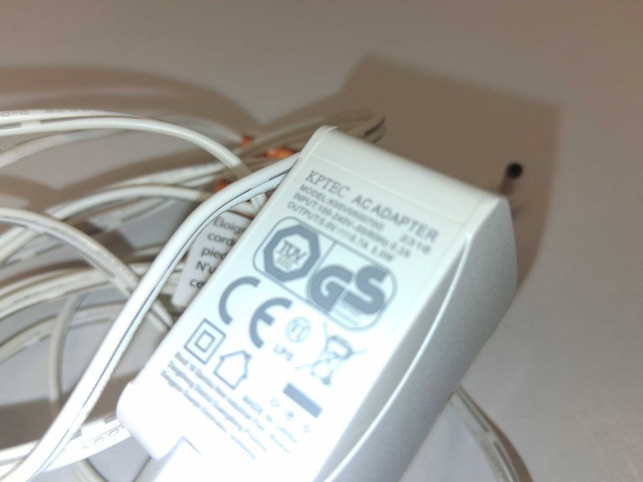 W293 Zasilacz Sieciowy Kptec K05V050070G 5V 0.7A 3.5W Ładowarka AC