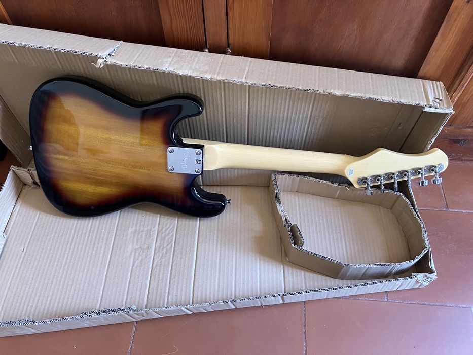 Guitarra eletrica + amplificador