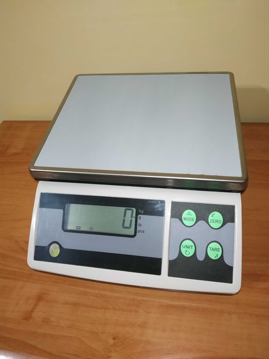 Настільні цифрові ваги Kerbl