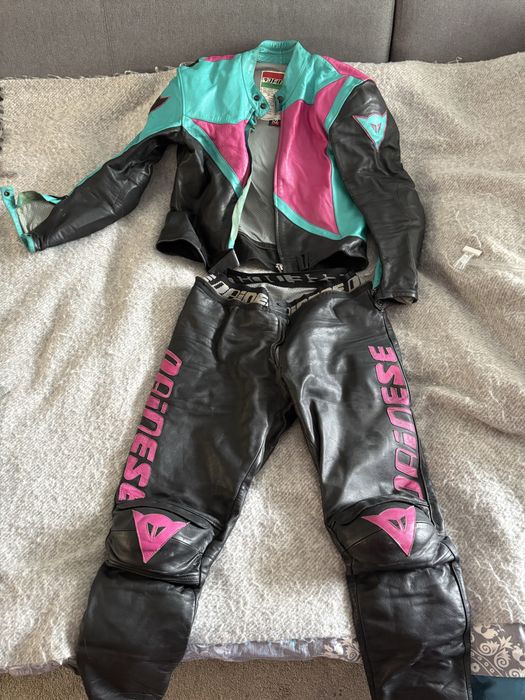 Damski skórzany komplet motocyklowy DAINESE – rozmiar 52
