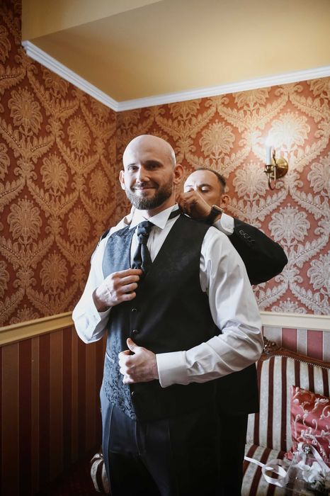 Sprzedam Garnitur Ślubny