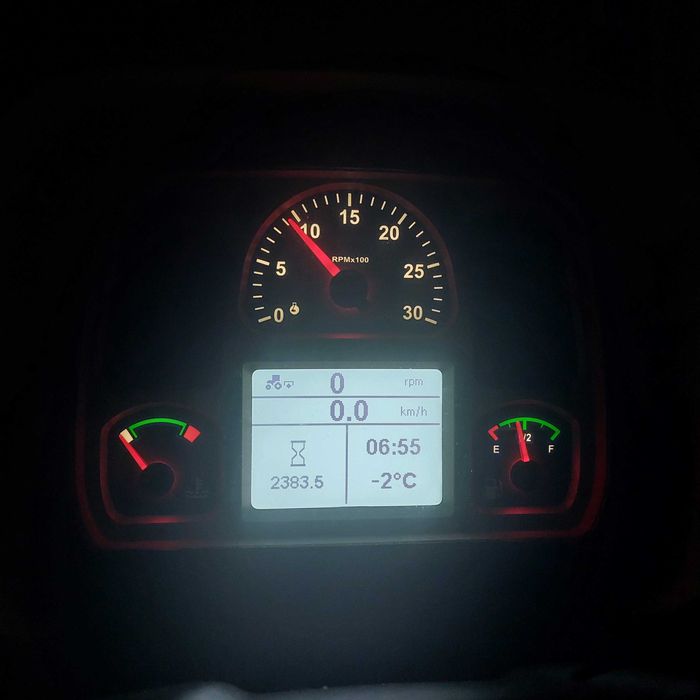 Ciagnik New Holland T4 75 KM