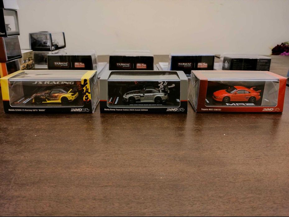 Coleção Pessoal Diecast Escala 1:64 (Tarmac, Pop Race, Inno64, MiniGT)