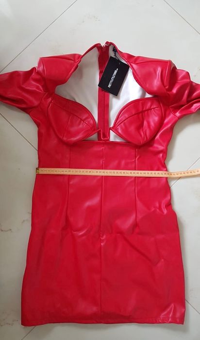 Сексі червона ефектна шкіряна міні-сукня з вирізами декольте М трендНГ