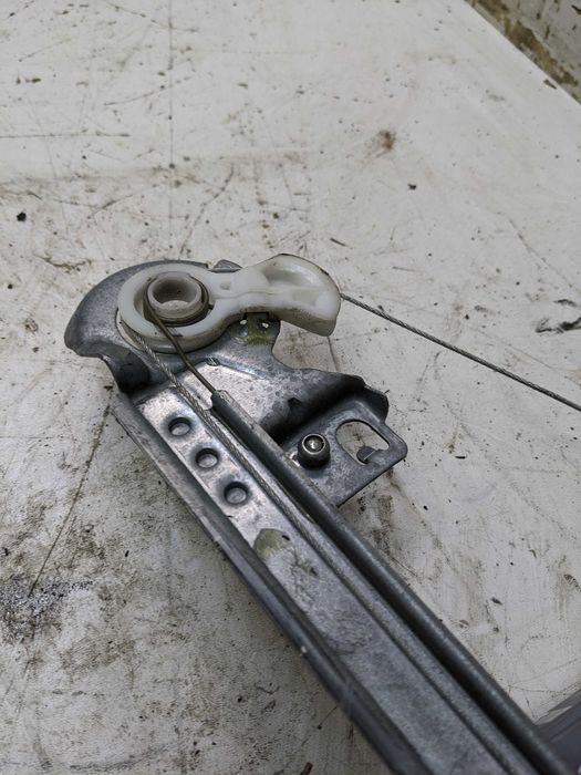 Peugeot 307 Mechanizm Podnośnik Szyby Prawej tylnej Prawy Tył