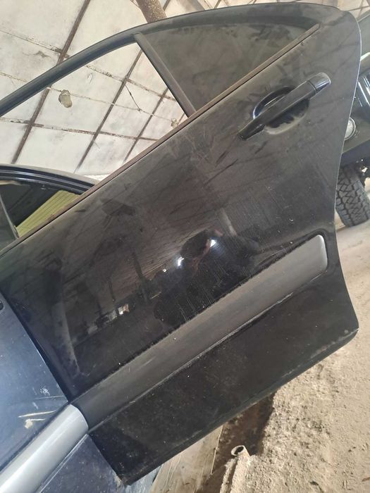 Двери Мерседес W210 передние задние