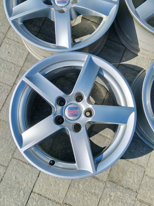 Felgi aluminiowe R16 5x112 Seat VW Audi Mercedes 6.5J  ET 33