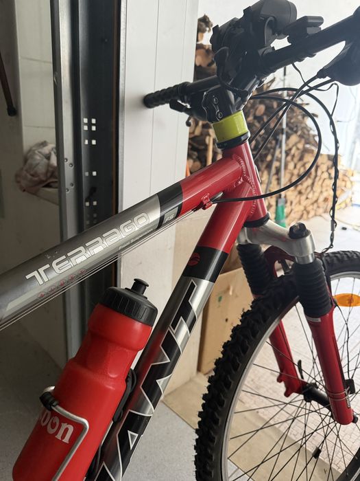 Bicicleta Giant Terrago para BTT