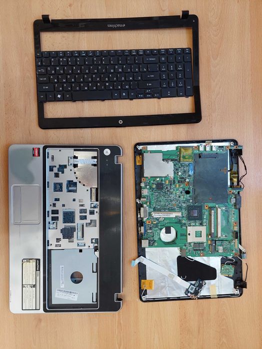 Ноутбук на запчастини