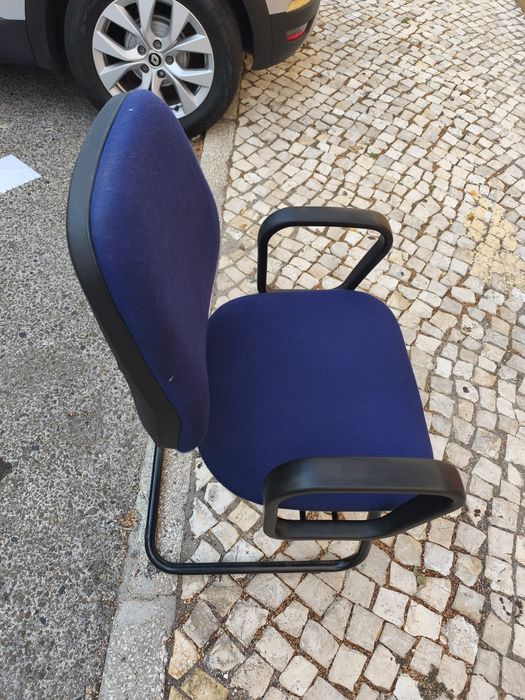 Cadeiras com apoios de braços