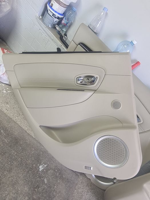 Салон scenic 3 initiale електро bose BOSE