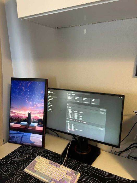 Gaming Pc and Monitors
