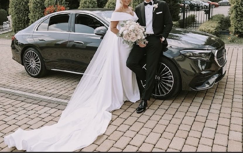 Piękna suknia Ślubna!!!  Welon GRATIS!! AVENUE 22