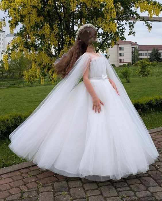 Сукня на перше причастя