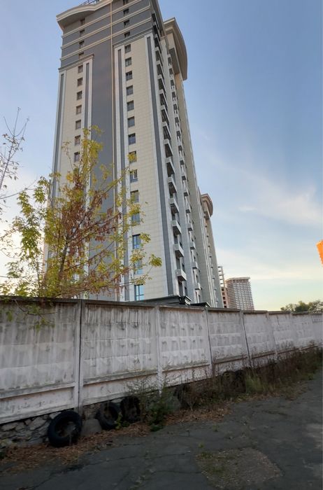 Продам Здания под реконструкцию, Печерск