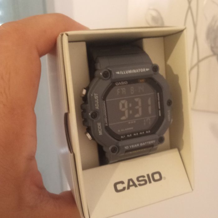 Relógio Casio novo