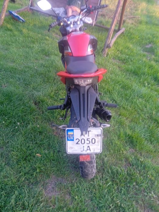 Продам мотоцикл спарк 200 r28