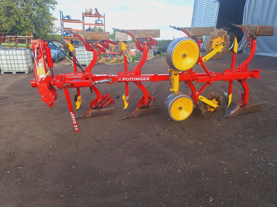 Pług 4 skibowy obrotowy  Pottinger servo 25 ażurowy  Lekki  rama 3+1 lemken kverneland kuhn