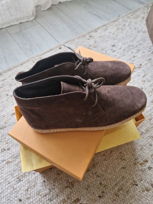 Tod's Suede Desert boots