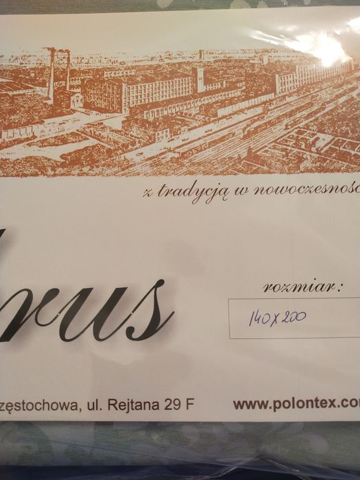 NOWY obrus plamoodporny.