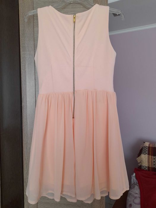 Sukienka rozmiar M/38