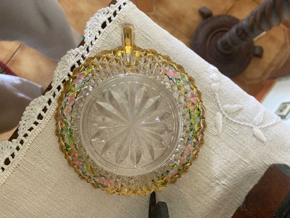 Tigelas porcelana louca francesa longchamp e chicara de vidro pintada