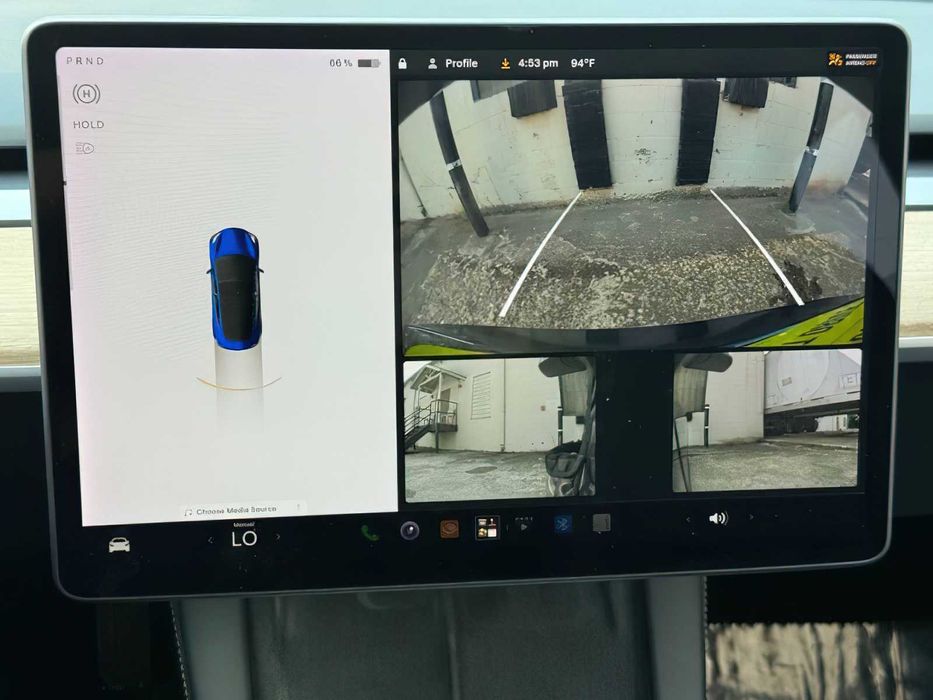 Tesla Model 3      2021