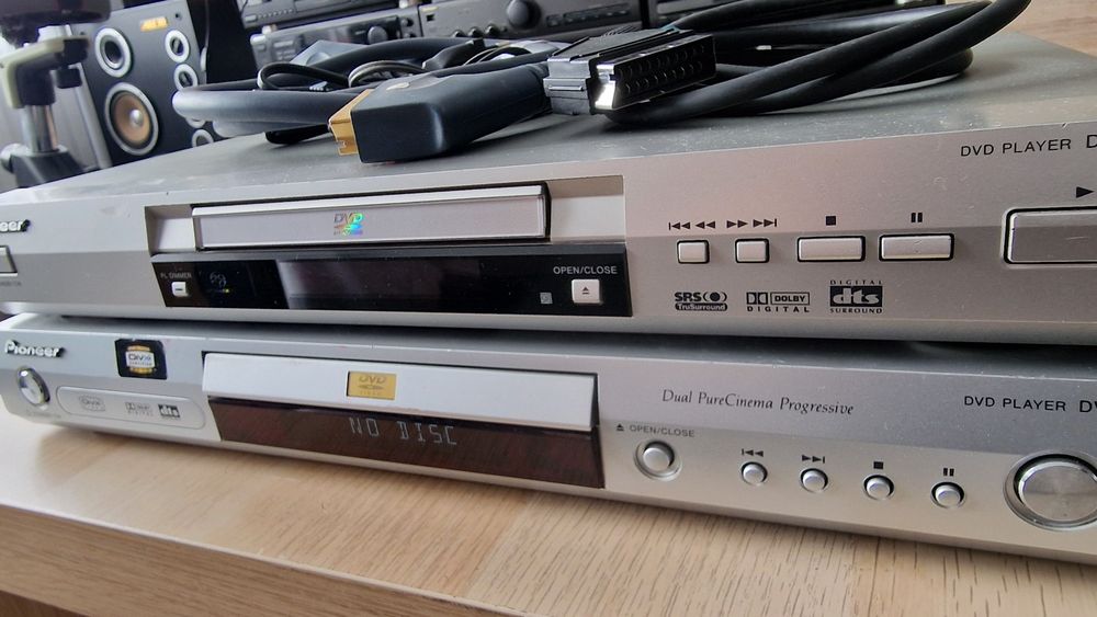 PIONEER DV-565A, DV-470 pilot, kable,  płyty,  sprawne  2 sztuki