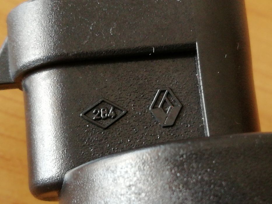 Renault Clio Capas de coluna, Piscas e Bomba de água limpa vidros