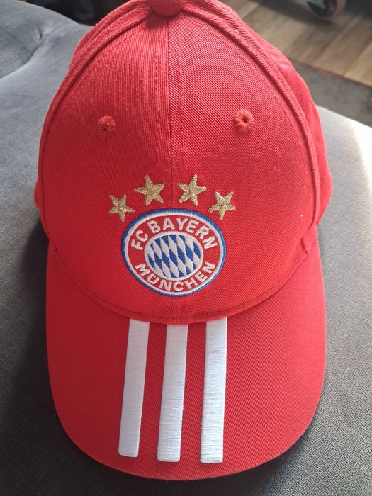 Czapka męska z daszkiem Adidas Bayern Monachium