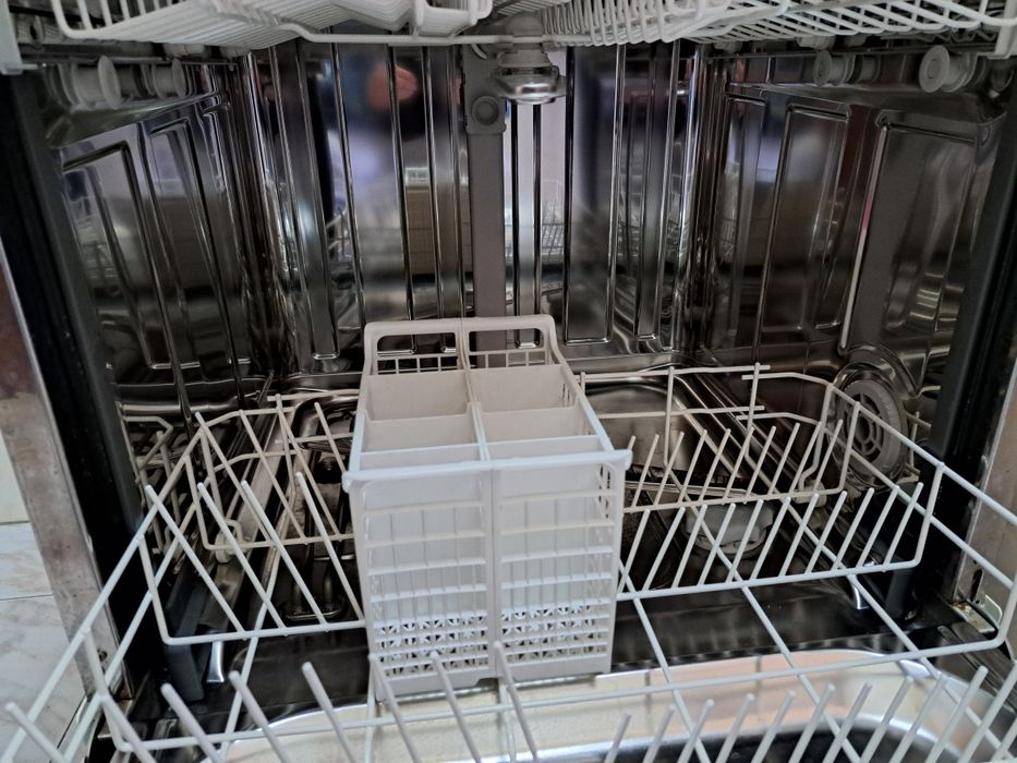 Máquina lavar loiça Candy