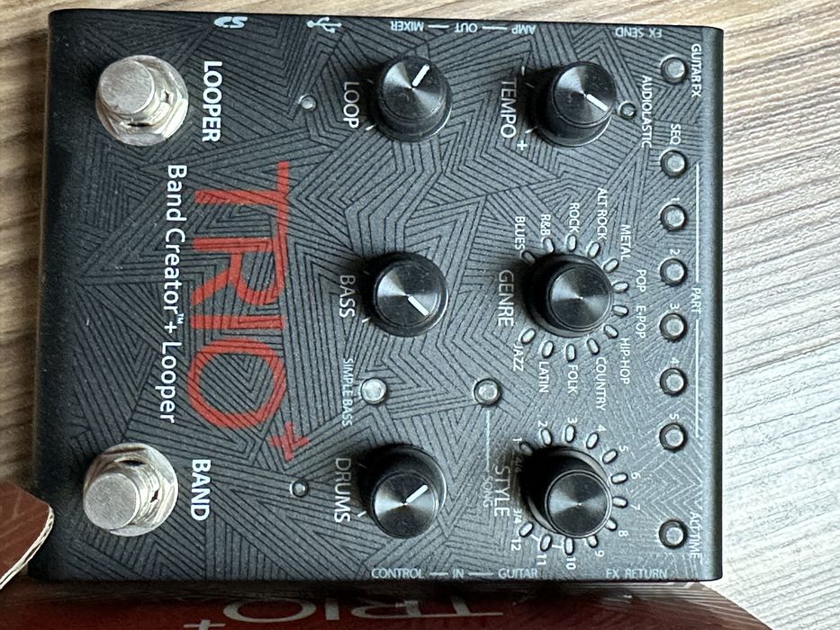Digitech trio band +
