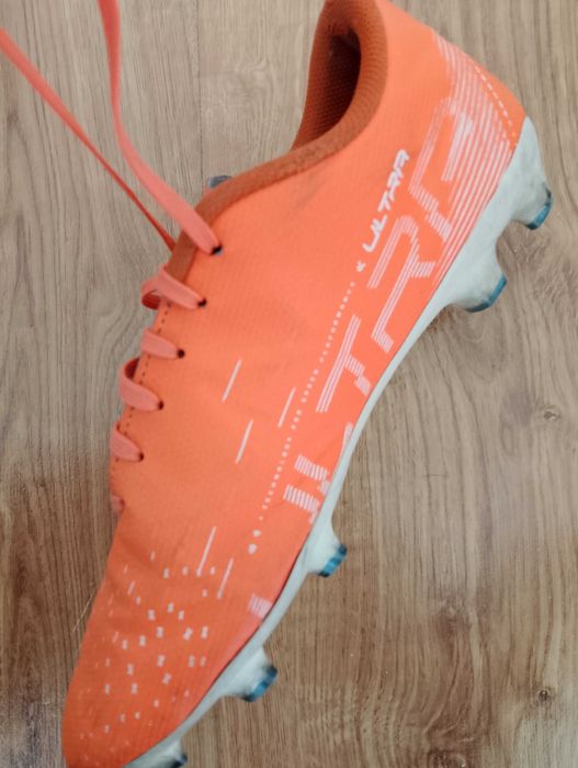 Korki PUMA Ultra Play.