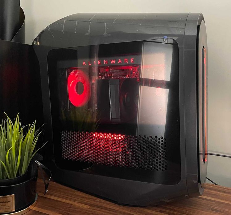 Komputer Alienware Aurora R15 AMD Ryzen 7 7700 3,8GHz niekompletny