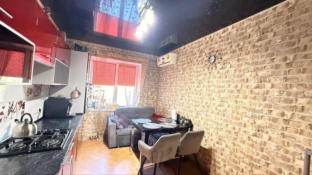 2 комн с ремонтом на Сахарова