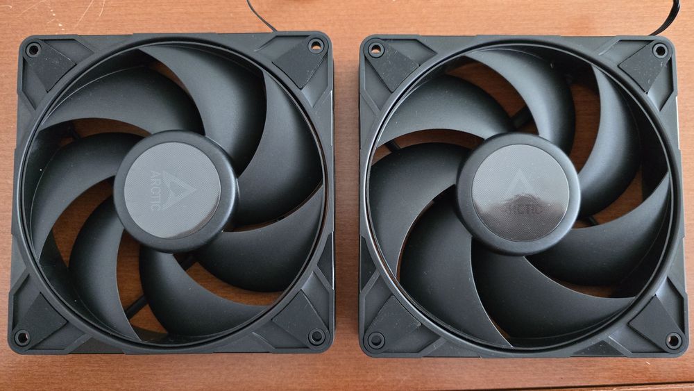Ventoinhas Arctic P14 Pro