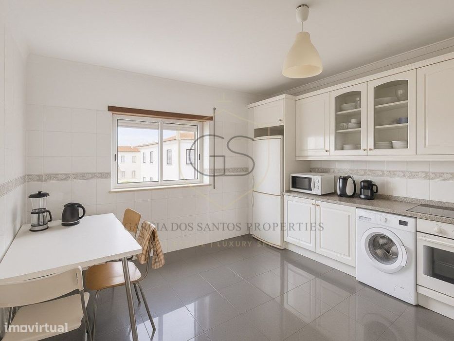 T3 Frente FCT NOVA A 5 Min Egas Moniz e Praias Investimento