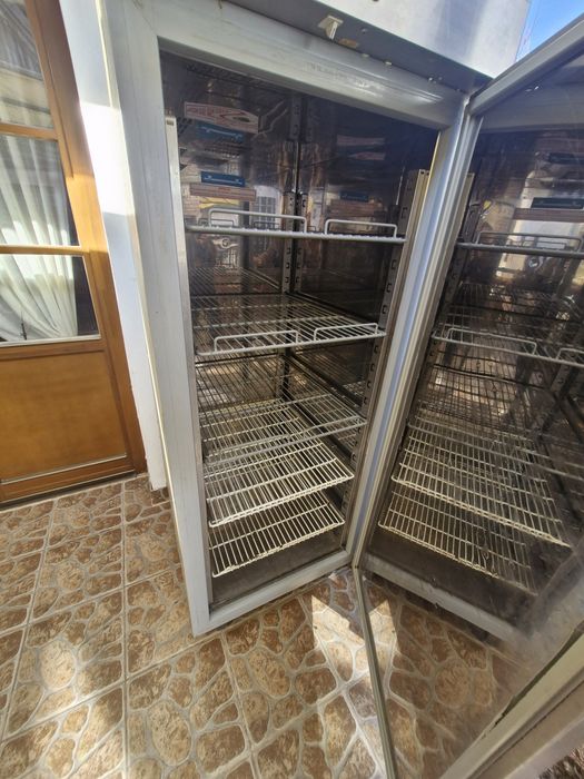 Lodowka gastronomiczna -uszkodzona