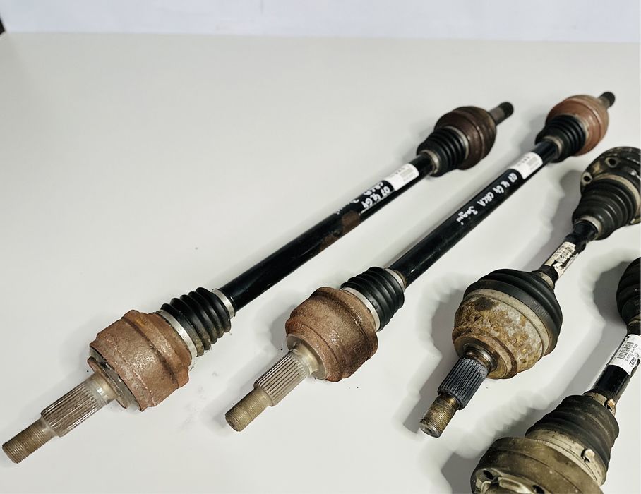 Полуось Audi Q5 8R Напіввісь Ауді Розборка Шрот Запчастини