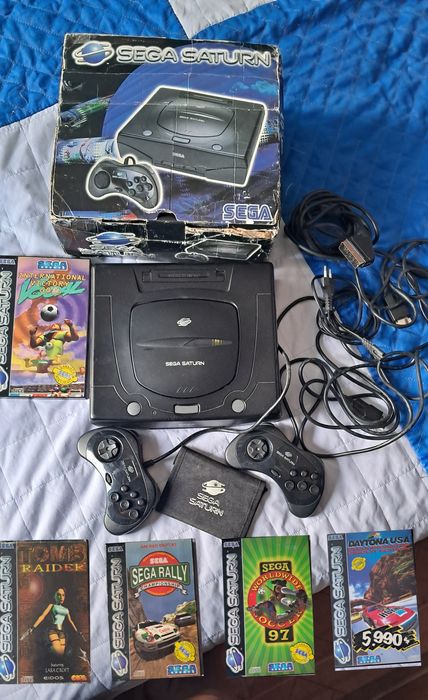 Segasaturn+2 comandos+5jogos
