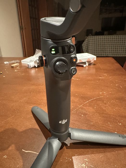 DJI Osmo Mobile 6