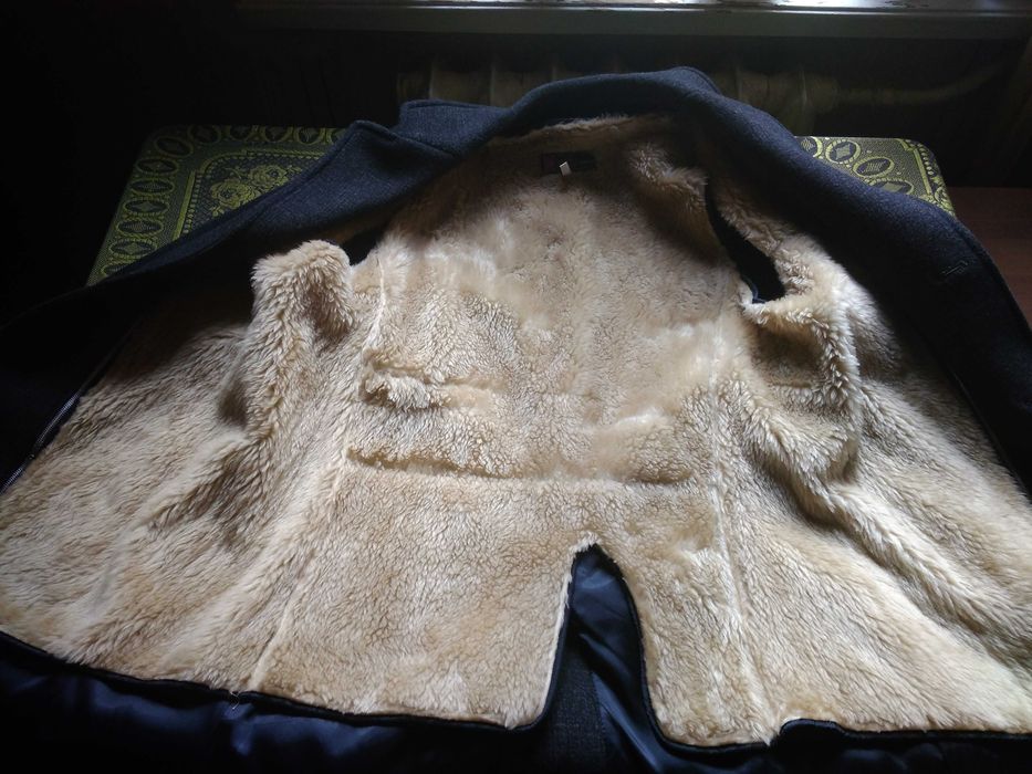 Зимове вовняне чоловіче .Продаж,обмін.