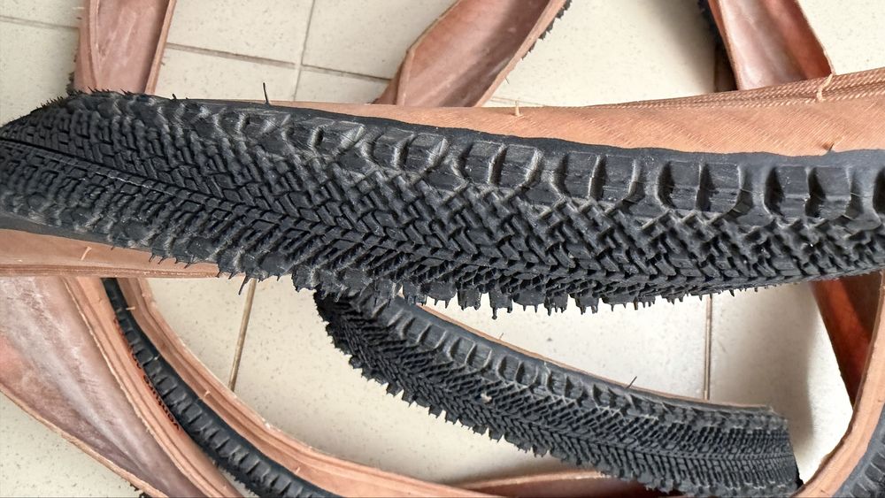 Покришки WTB Venture 700x40