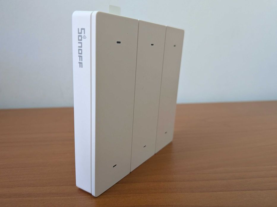 SONOFF SwitchMan R5W — comando sem fios de 6 botões