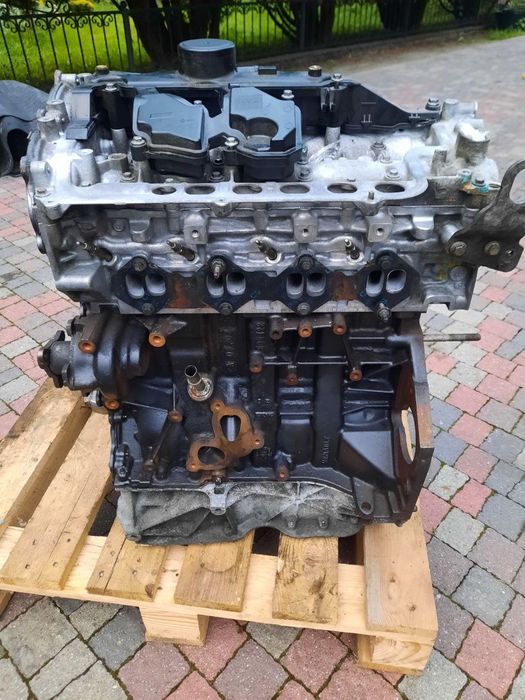 Мотор 2.0 dCi M9R Trafic Vivaro Qashqai X-trail Espace Megane Scenic