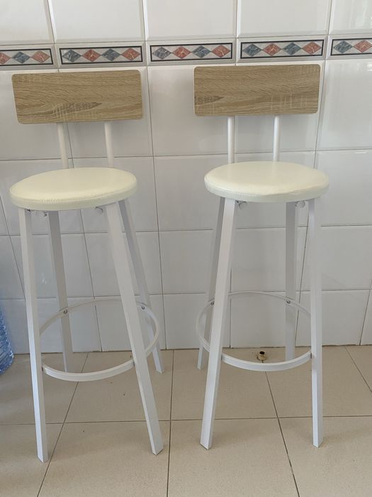 2 bancos de bar alto