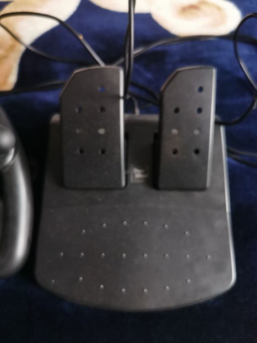 Kierownica Cobra SW2020 MONACO z pedałami do PS4, PS3, Xbox One, PC